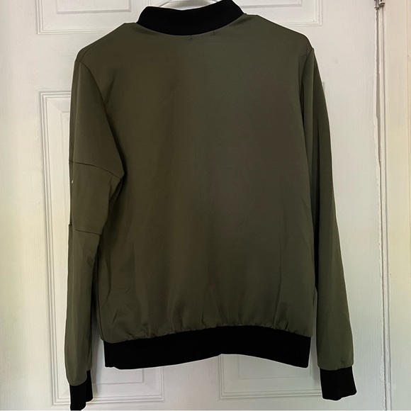 BRAND NEW BooHoo Jacket - Picture 3 of 4